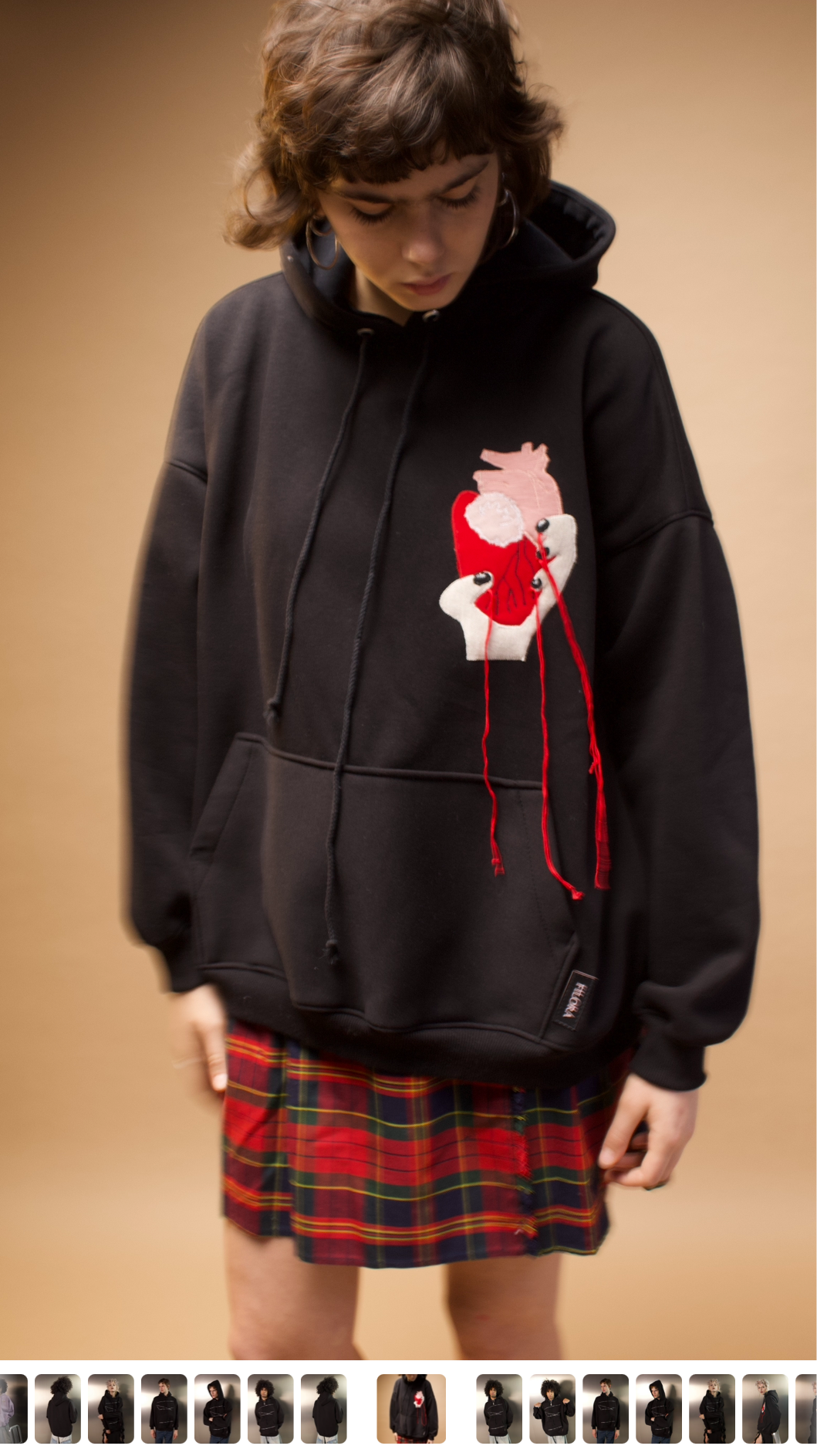 BLACK HOODIE WITH FABRIC APPLIQUÉ