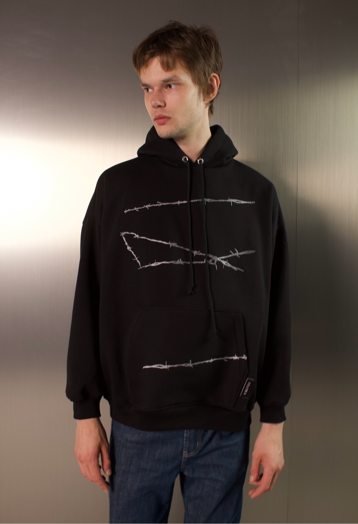 BLACK HOODIE BARBED WIRE